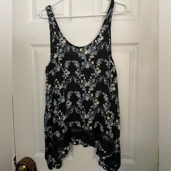 Intimately Free people black trapeze floral tank top with lace detail size small - Picture 2 of 3